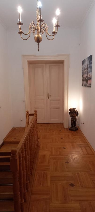 Двох Рівневі Апартаменти В Центрі Lwów Zewnętrze zdjęcie